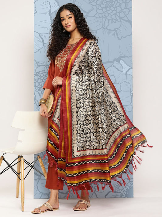 Dhiyona VA Women's Floral Yoke Design Regular Gotta Patti Kurta with Trousers & With Dupatta