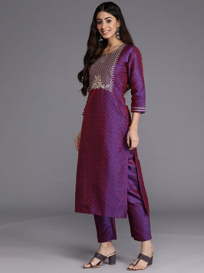 Dhiyona VA Women'sPurple Geometric Woven Design Thread Work Jacquard Kurta with Trousers & Dupatta