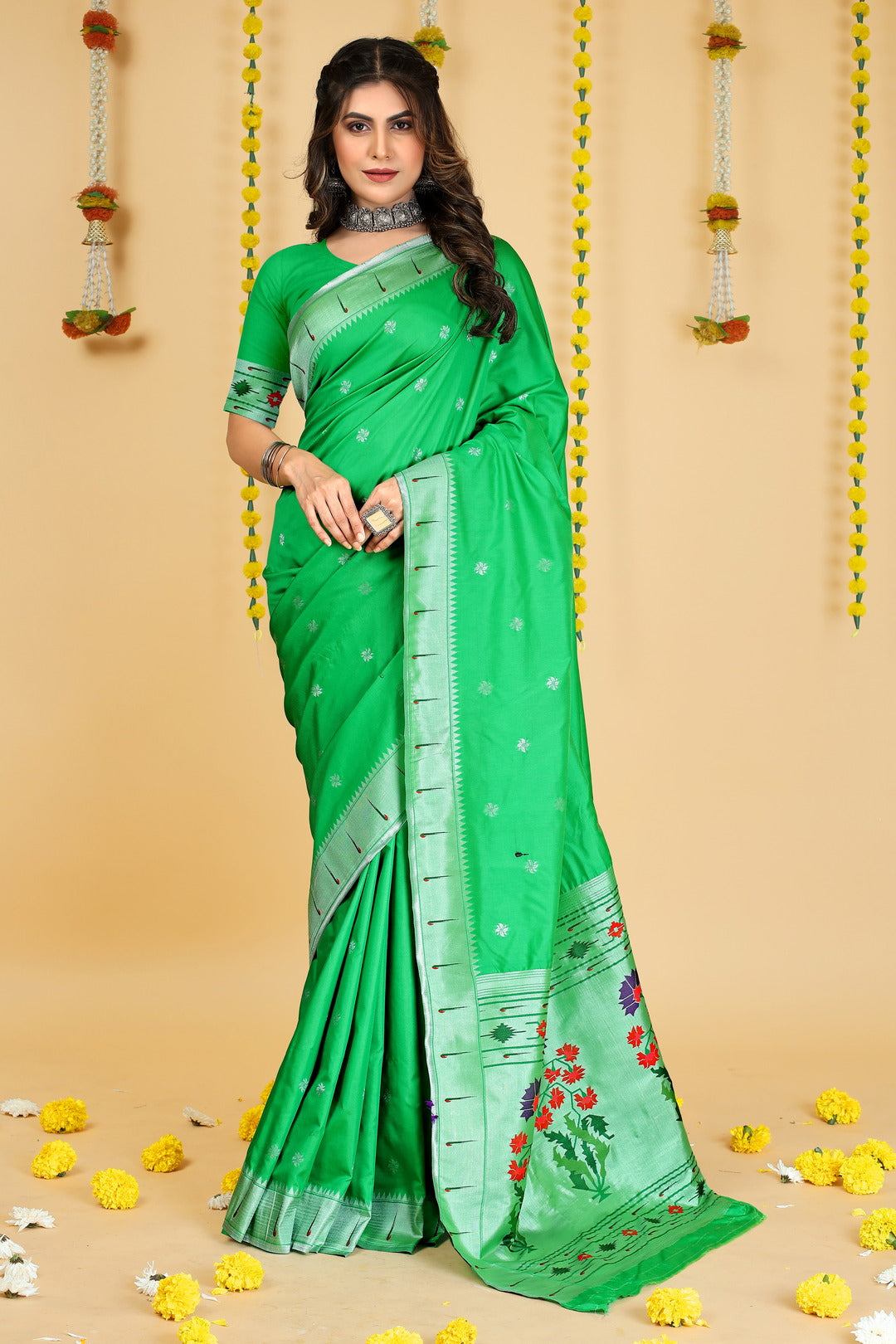 Dhiyona GR Women's Mastani 2 Green Zari Paithani Silk Saree