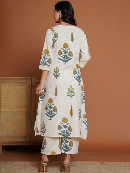 Dhiyona IE Women Floral Printed Regular Pure Cotton Kurta with Palazzos