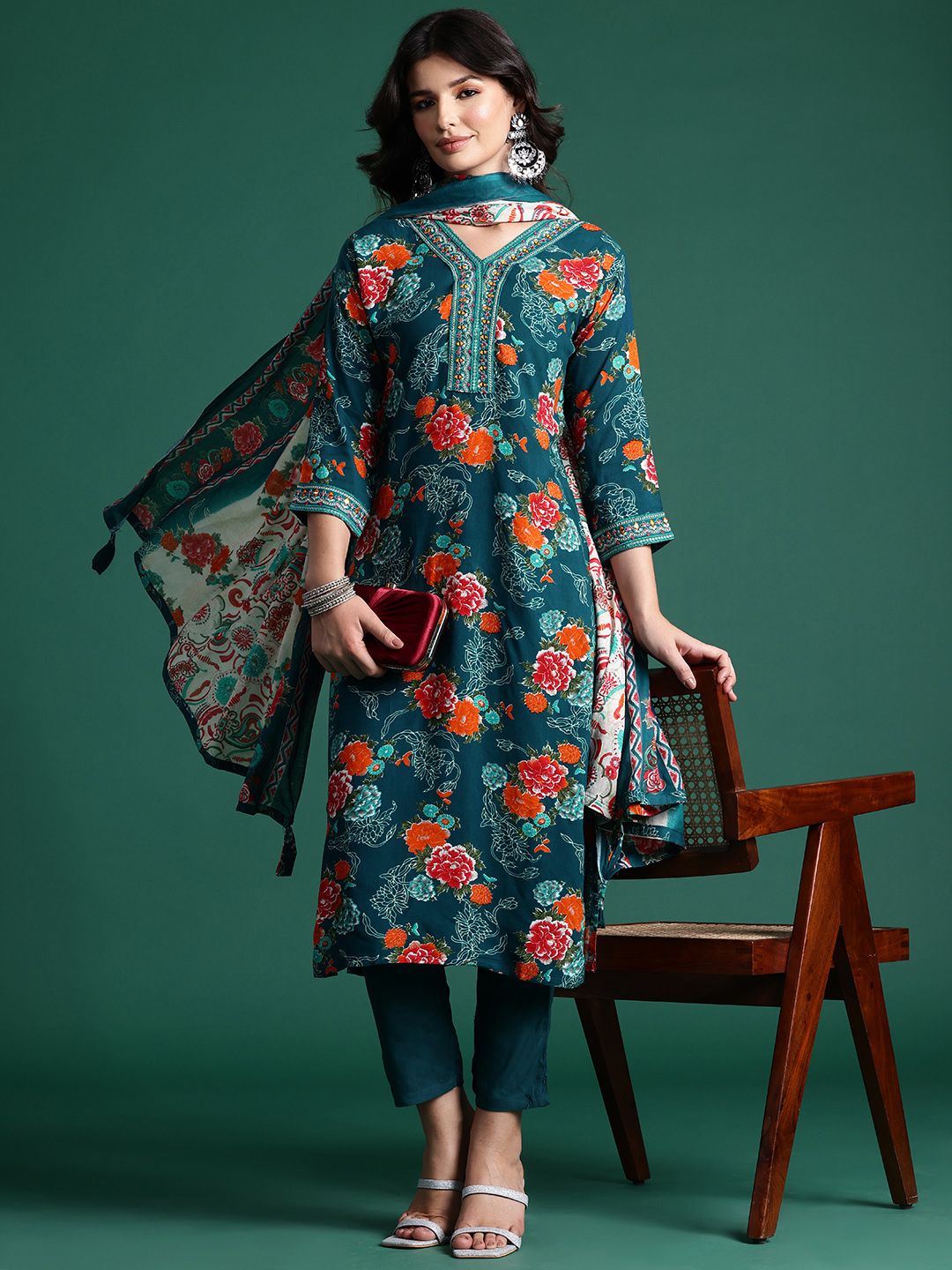 Dhiyona IE Floral Printed Mirror Work Kurta with Trousers & With Dupatta