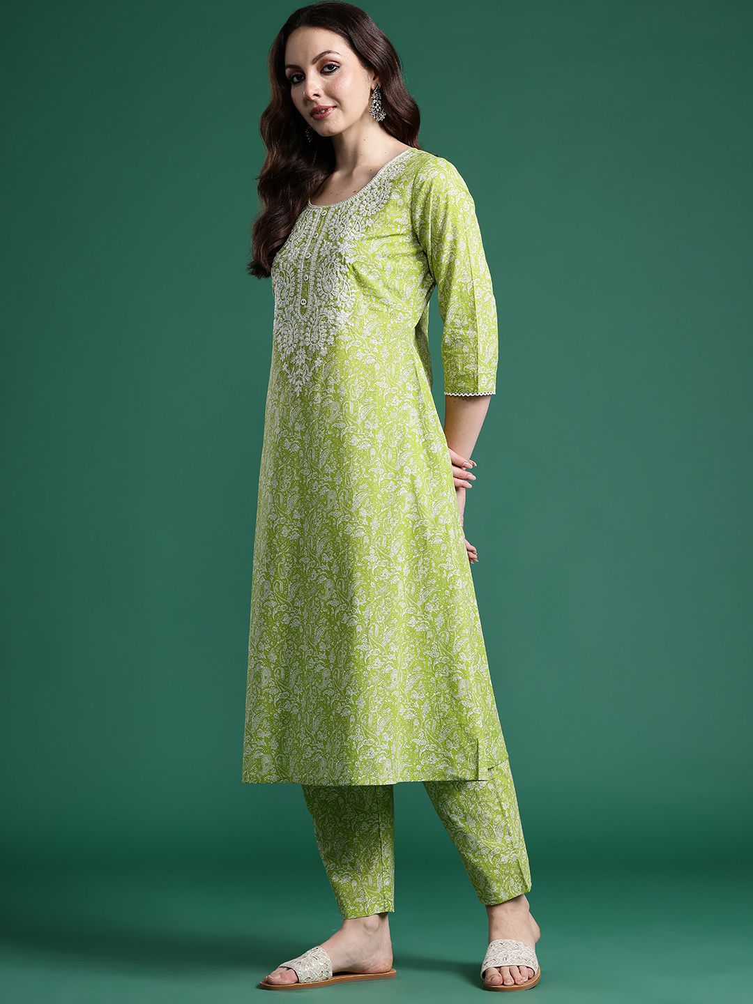 Dhiyona IE Women Paisley Embroidered Pure Cotton Kurta with Trousers