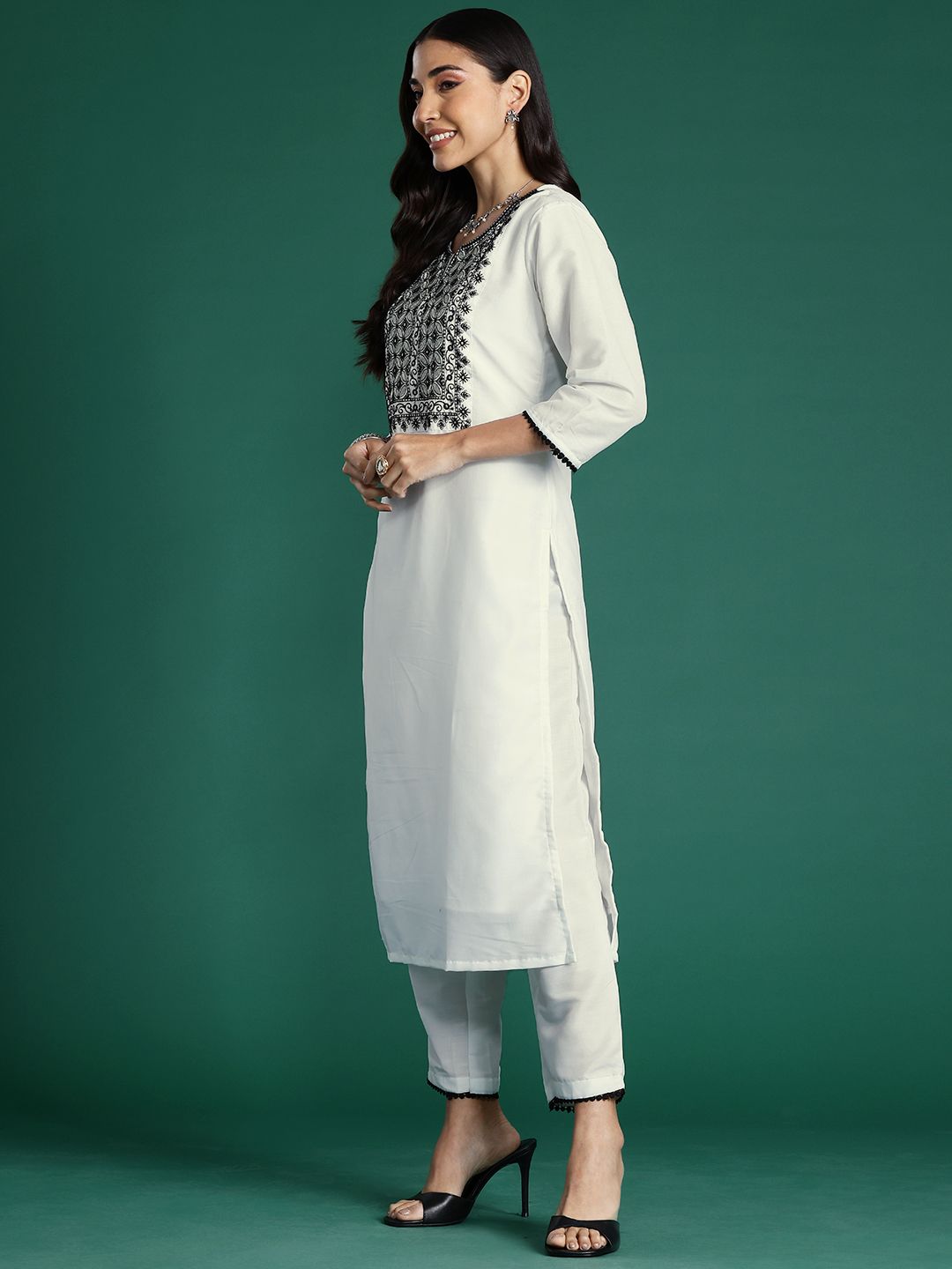 Ethnic Motifs Yoke Design Thread Work Kurta With Trousers & Dupatta