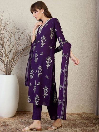 Women Floral Printed Regular Pure Cotton Kurta with Trousers & Dupatta
