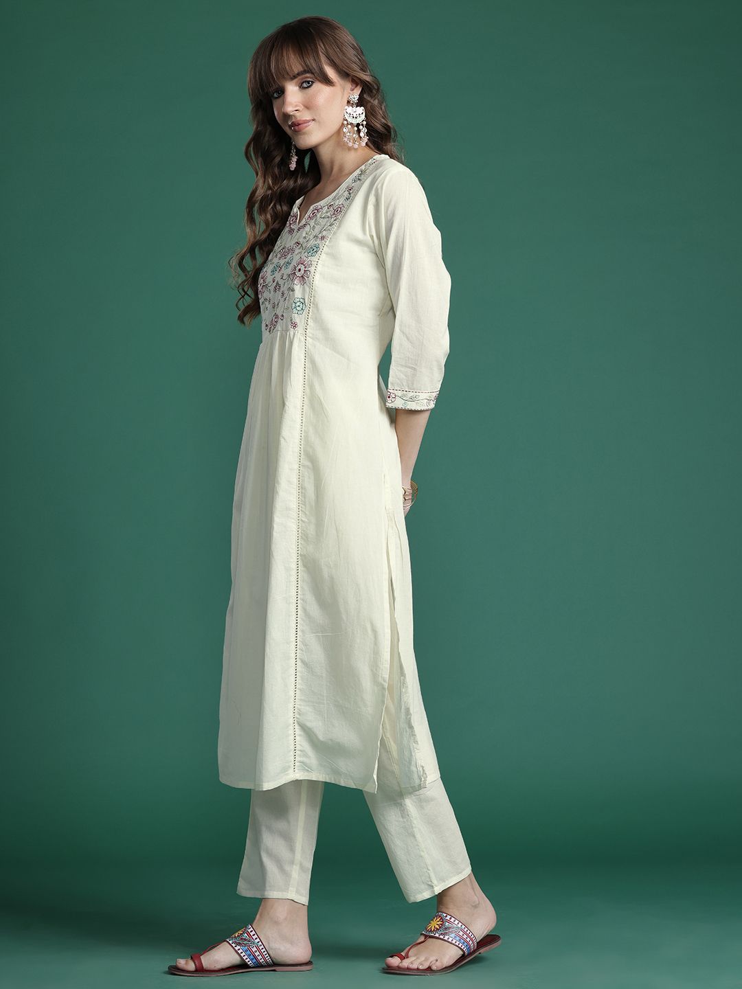 Dhiyona IE Floral Embroidered Pure Cotton Kurta with Trousers & Dupatta