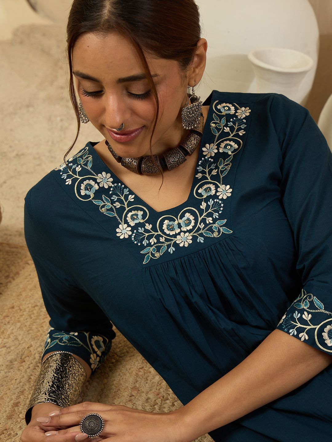 Dhiyona IE Women Ethnic Motifs Embroidered Pure Cotton Kurta with Trousers