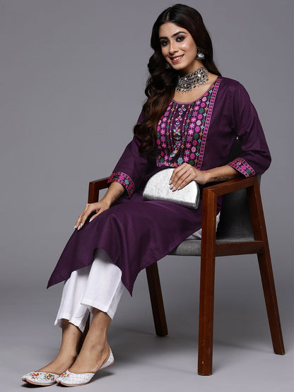 Dhiyona IE Women Purple Ethnic Motifs Yoke Design Kurta