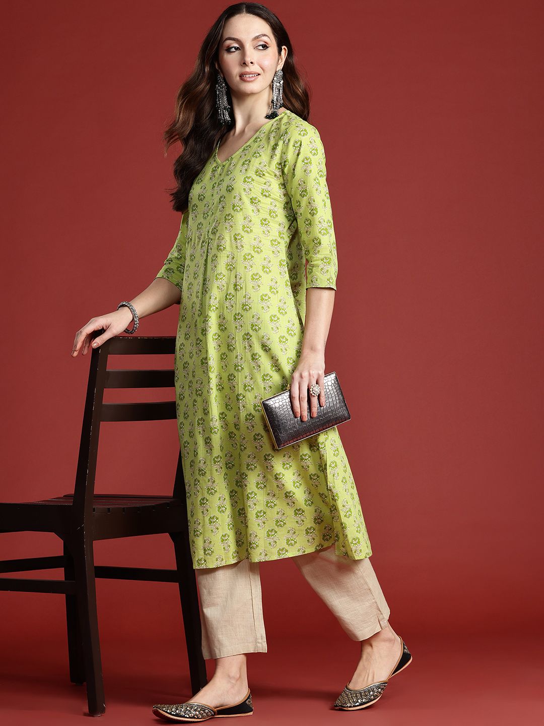 Dhiyona IE Women Floral Printed Pure Cotton Kurta