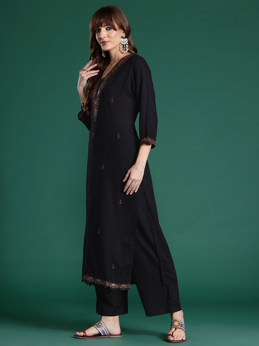 Ethnic Motifs Embroidered Sequinned Kurta with Trousers & With Dupatta
