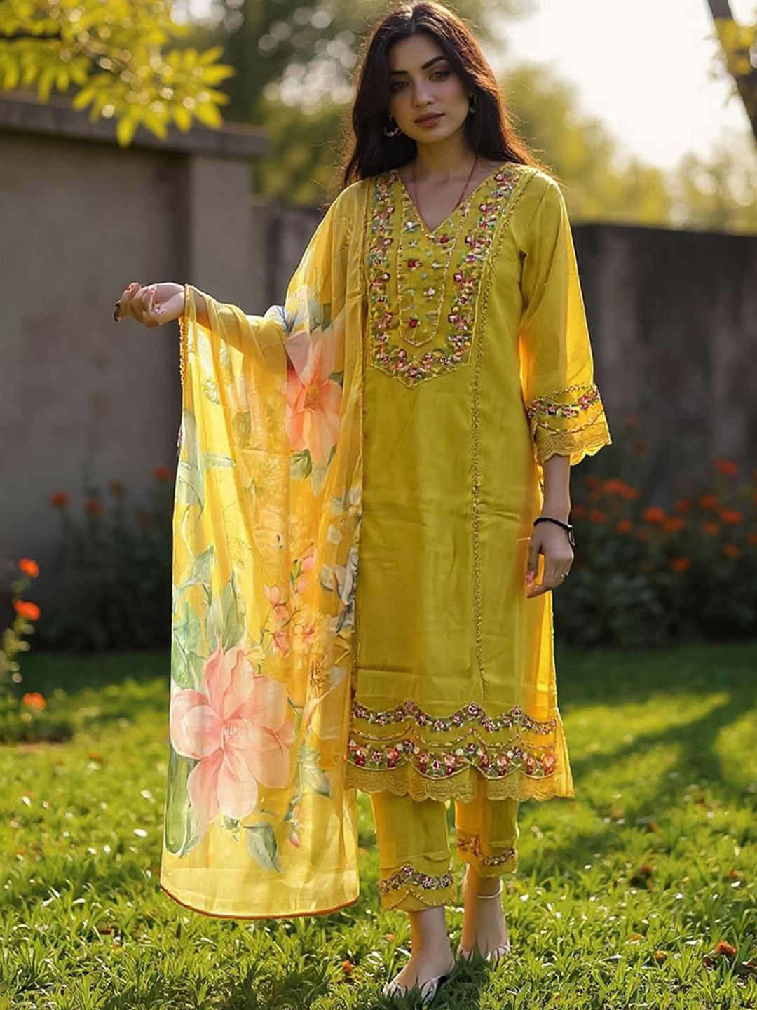 Floral Embroidered Thread Work Kurta With Trousers & Dupatta