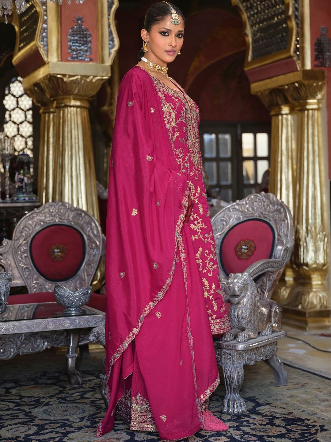 Ethnic Motifs Embroidered Zari V-Neck Straight Kurta & Palazzos With Dupatta