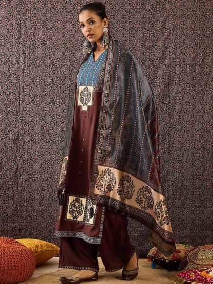 Women Ethnic Motifs Printed Regular Kurta with Trousers & With Dupatta