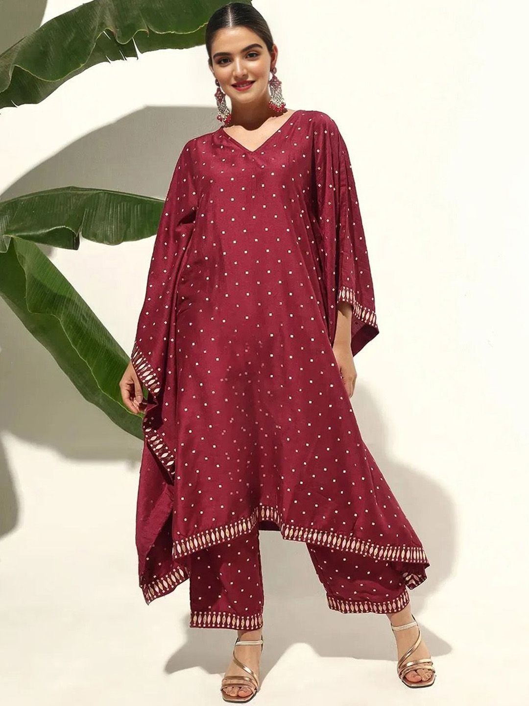 Dhiyona IS Women's Women Printed V-Neck Regular Kurta with Trousers