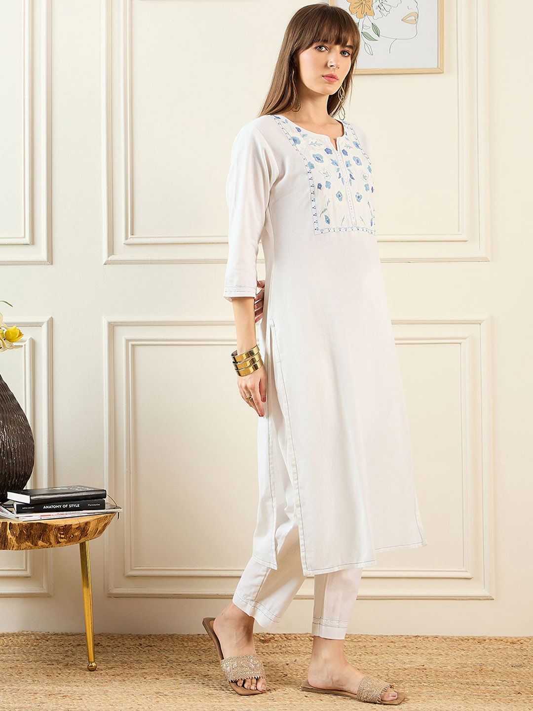 Dhiyona IE Women White Kurta Sets