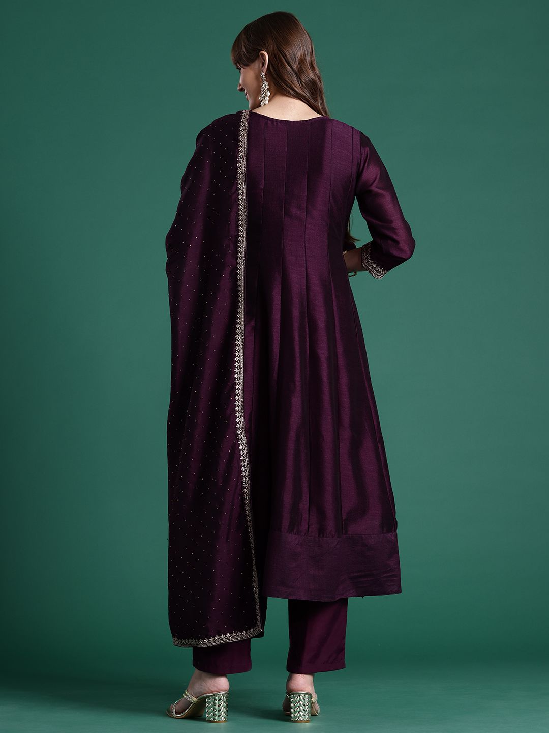 Ethnic Motifs Embroidered Sequinned Kurta With Trousers & Dupatta