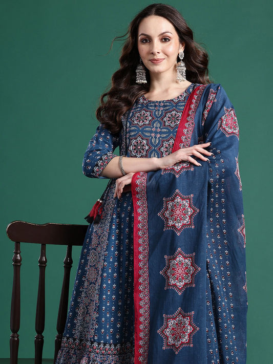 Ethnic Motifs Printed Kurta with Trousers & Dupatta