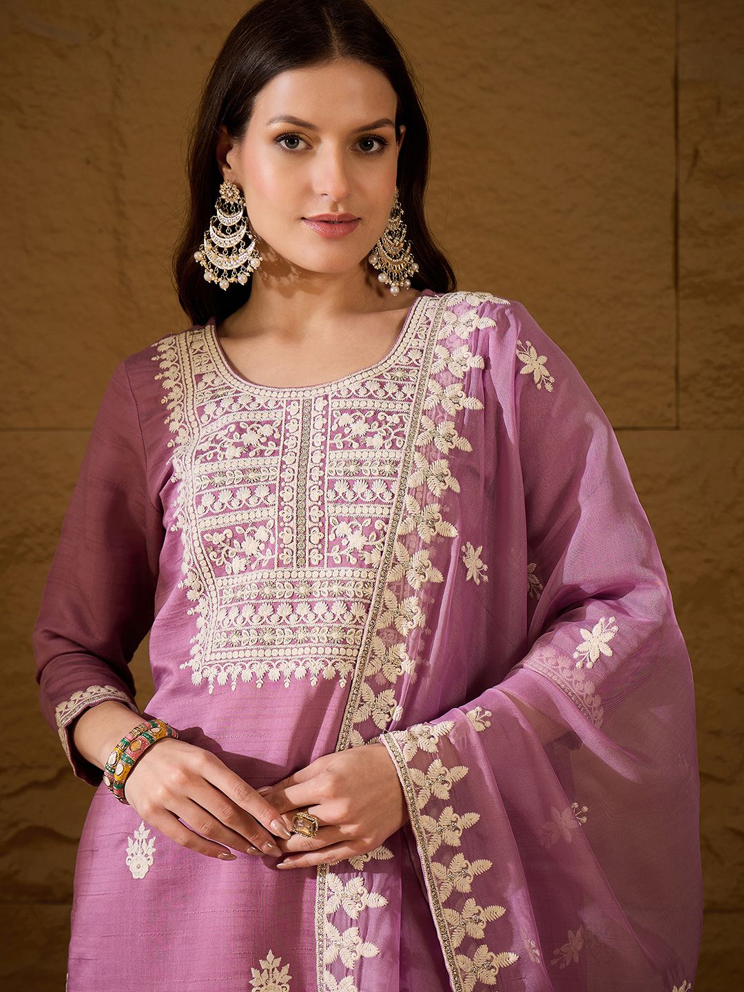 Dhiyona PD Women Embroidered Thread Work Straight Kurta With Trousers And Dupatta