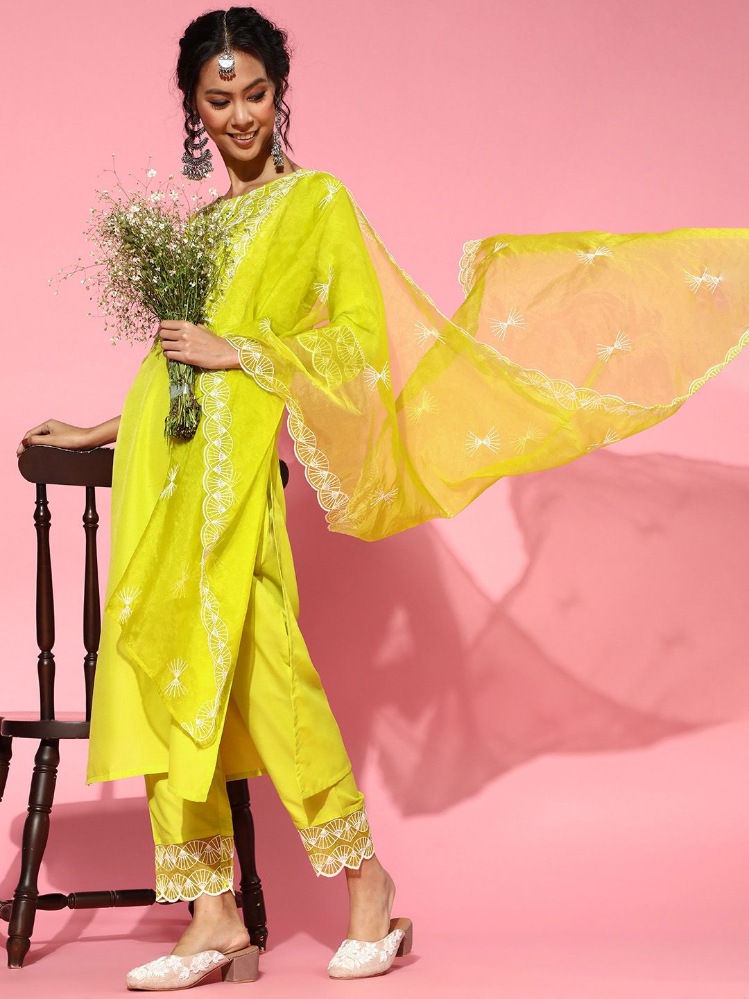 Dhiyona IE Lime Green Silk Blend Scalloped Edge Kurta Set