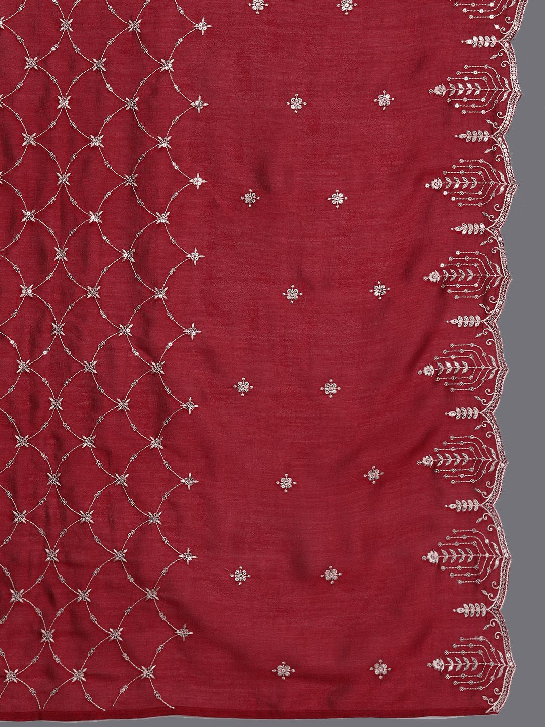 Ethnic Motifs Embroidered Round Neck Three-Quarter Sleeves Kurta Set