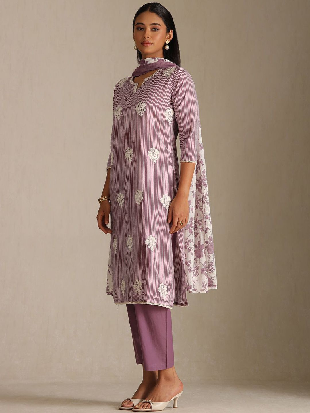 Dhiyona SO Women's Women Striped Regular Thread Work Pure Cotton Kurta Trousers With Dupatta