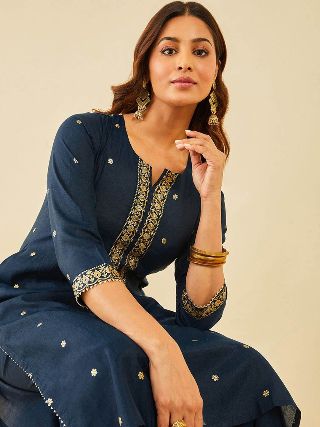 Dhiyona SO Women's Women Floral Embroidered Regular Sequinned Kurta with Palazzos