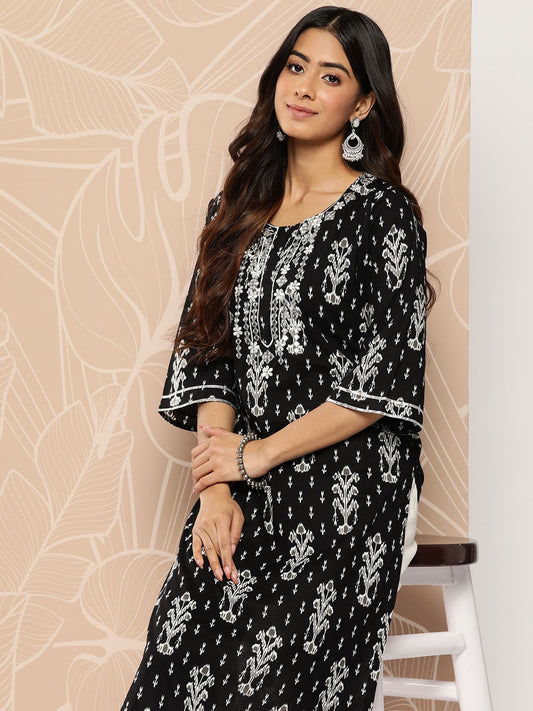 Dhiyona LB Women's Ethnic Motifs Embroidered Flared Sleeves Gotta Patti Kurta