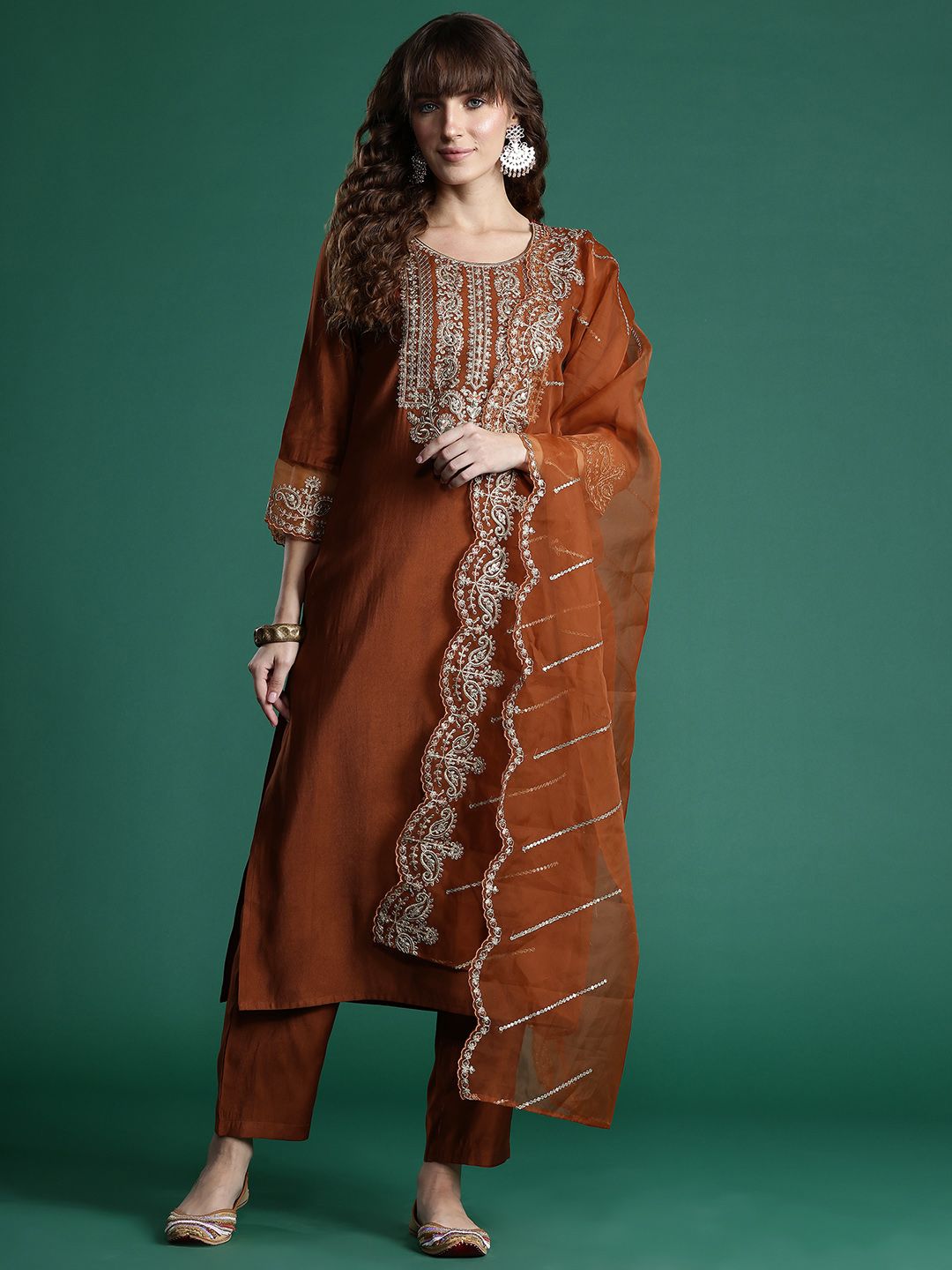 Dhiyona IE Ethnic Motifs Embroidered Sequinned Liva Kurta With Trousers & Dupatta
