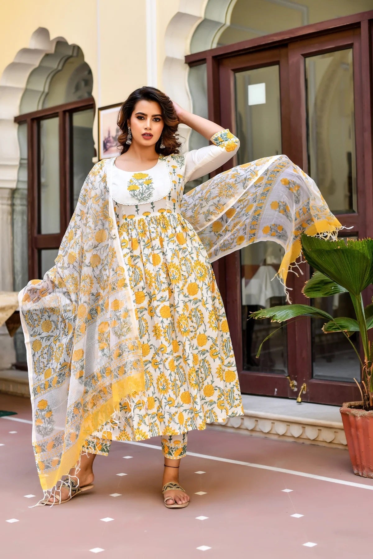 Women Yellow, White Printed, Abstract Viscose Rayon Kurta, Pant And Dupatta Set