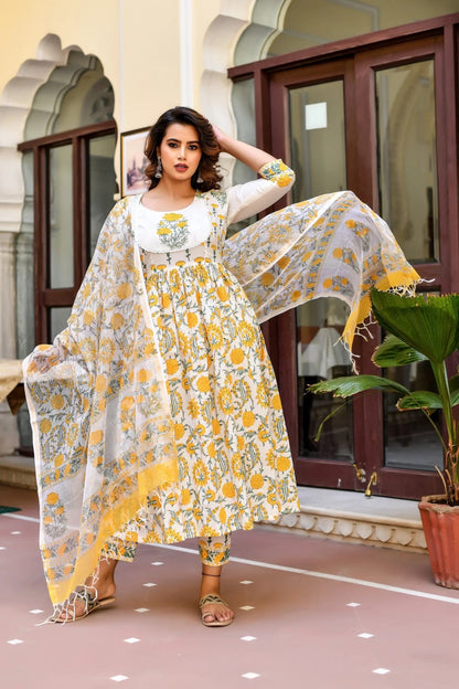 Women Yellow, White Printed, Abstract Viscose Rayon Kurta, Pant And Dupatta Set