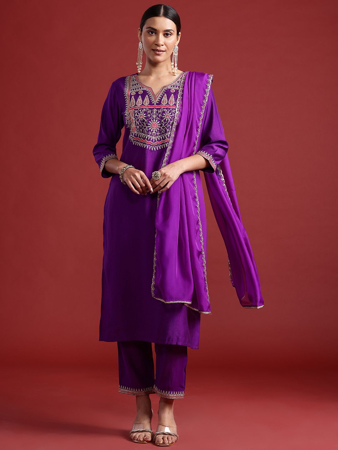 Dhiyona IE Ethnic Motifs Yoke Design Liva Kurta With Trousers & Dupatta