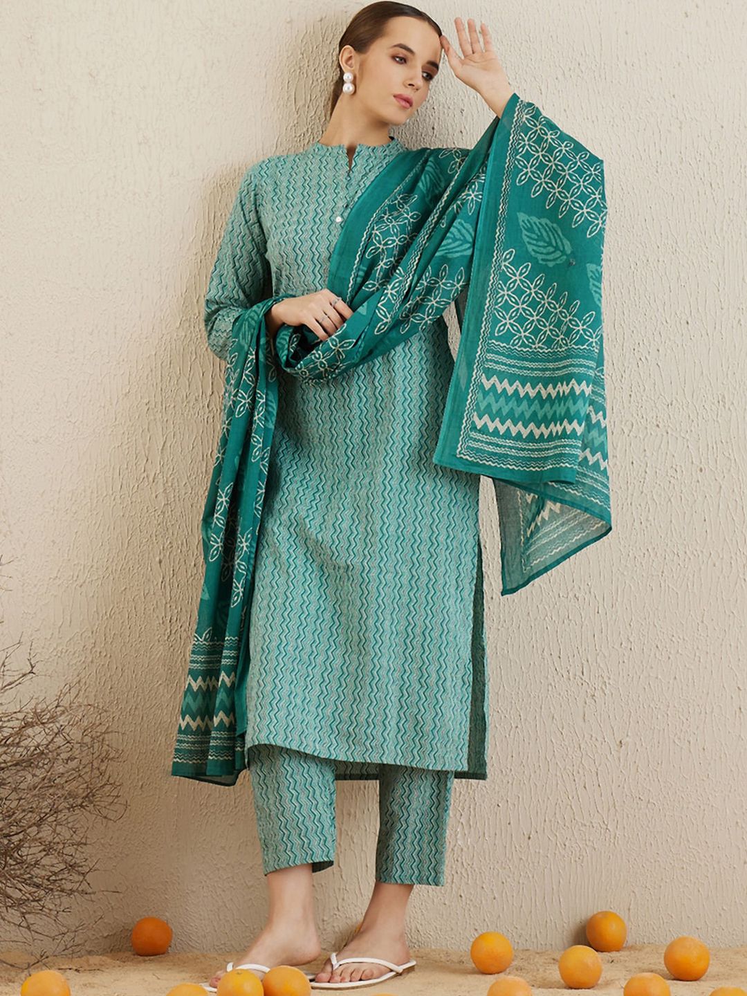 Dhiyona IE Chevron Printed Mandarin Collar Pure Cotton Kurta with Trousers & With Dupatta