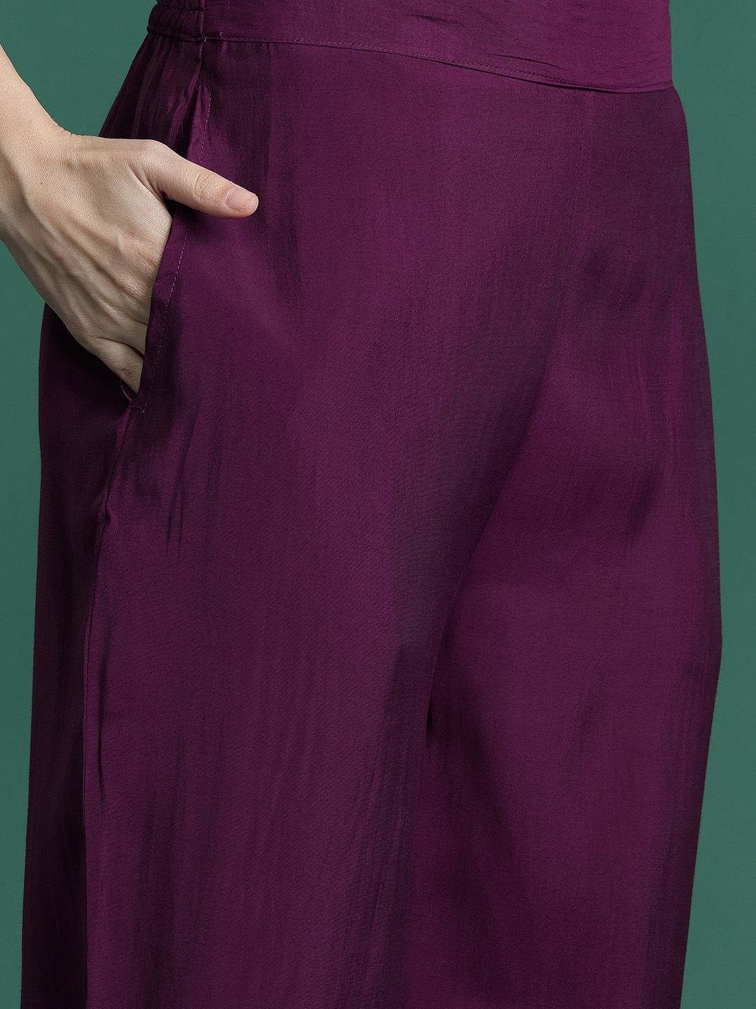 Ethnic Motifs Embroidered Sequinned Kurta with Trousers & With Dupatta