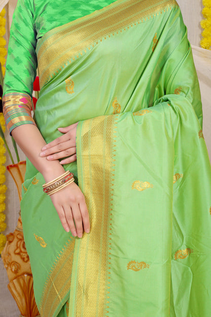 Dhiyona GR Women's Gol Mor Mint Green Zari Paithani Silk Saree
