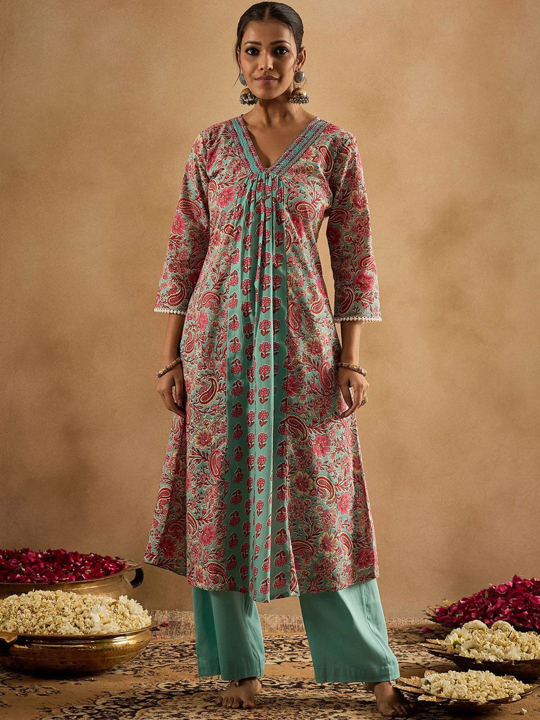 Dhiyona IE Paisley Printed V-Neck Pure Cotton A-Line Kurta