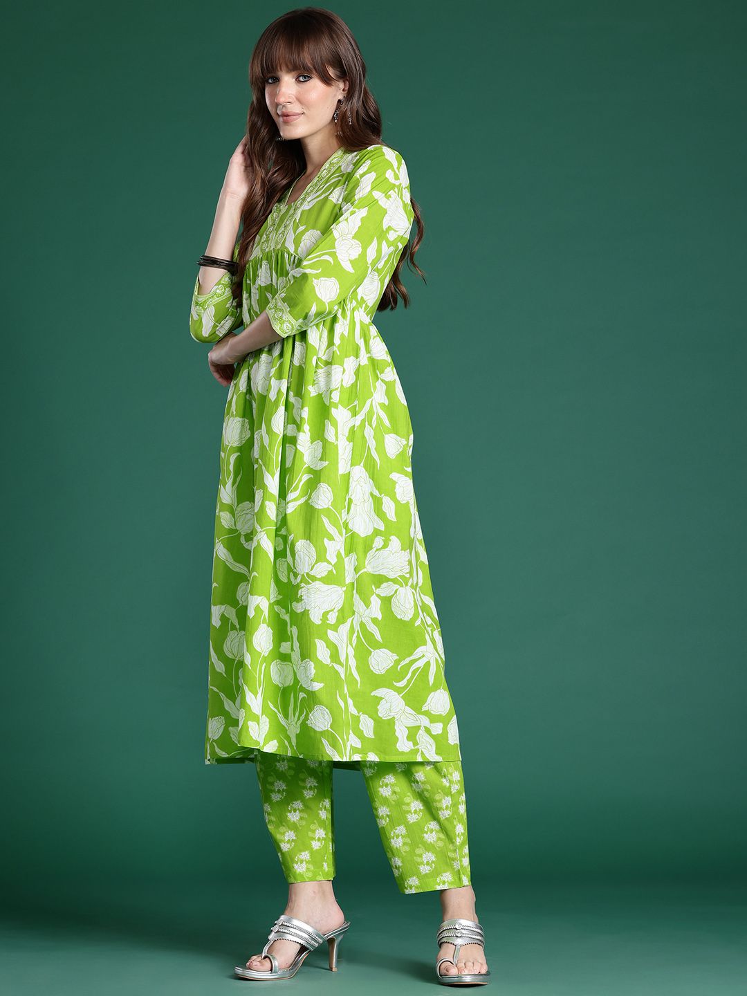 Dhiyona IE Floral Printed Empire Sequinned Pure Cotton Kurta with Trousers