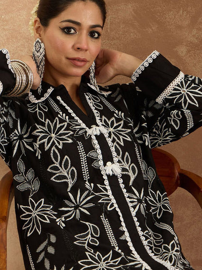 Dhiyona IE Embroidered Tunic With Trousers Co-Ords