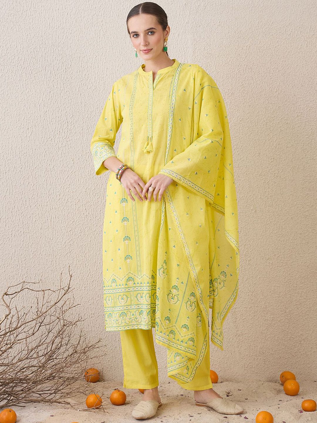 Floral Printed Mandarin Collar Beads Stones Pure Cotton Kurta Trousers & Dupatta