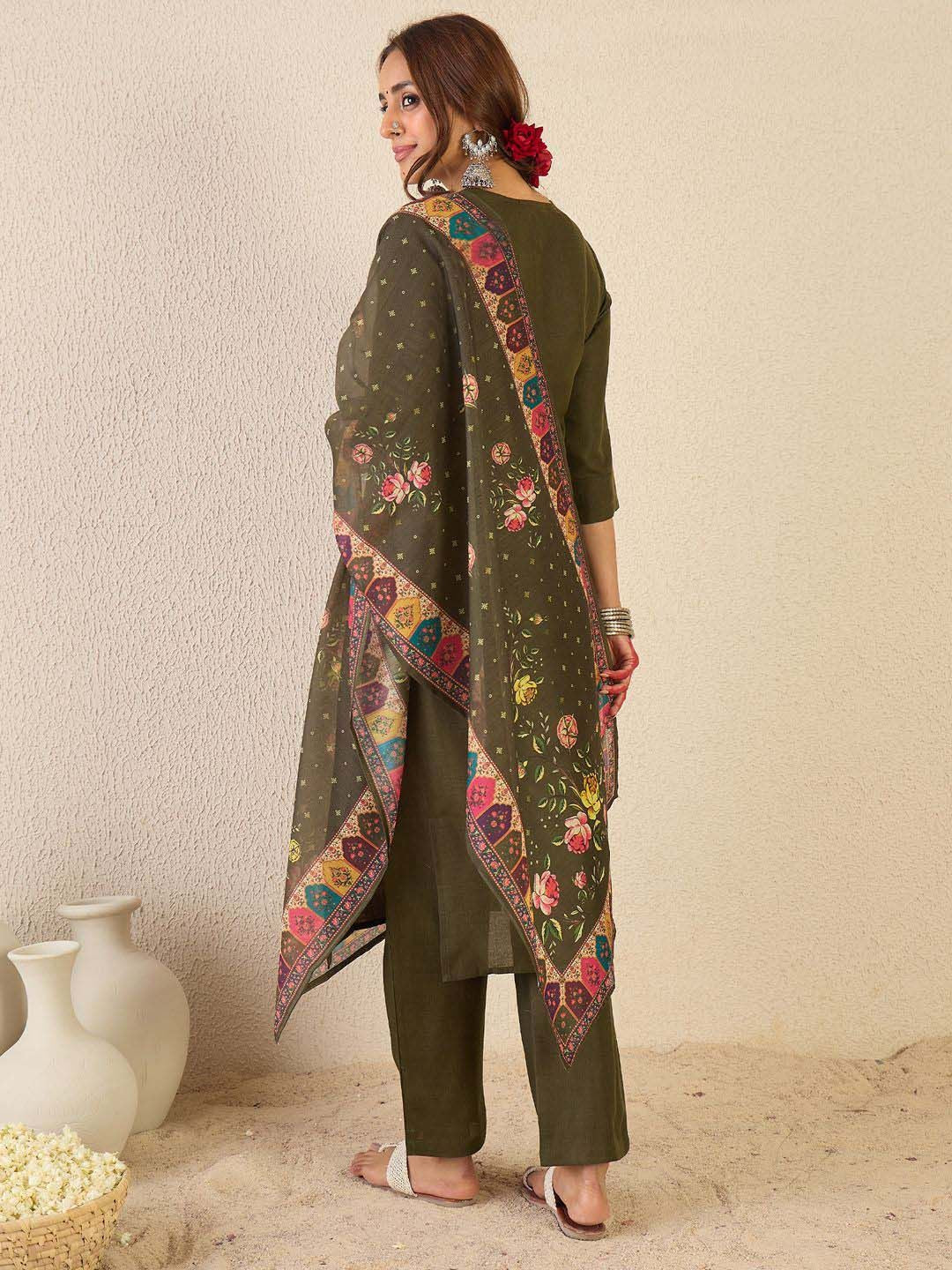 Dhiyona IE Women Ethnic Motifs Embroidered Regular Kurta & Trouser & Dupatta