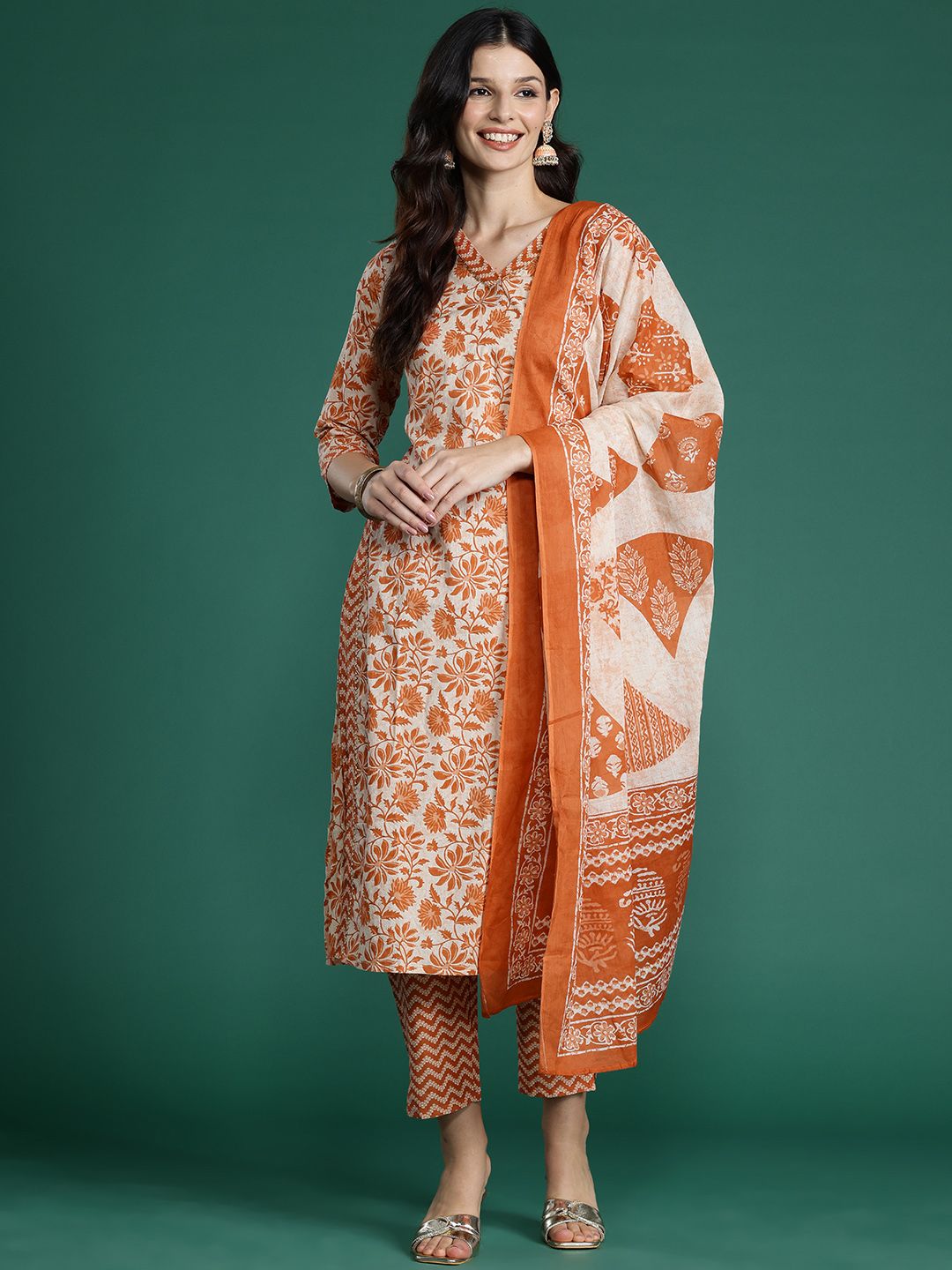 Floral Printed Gotta Patti Pure Cotton Kurta With Trousers & Dupatta