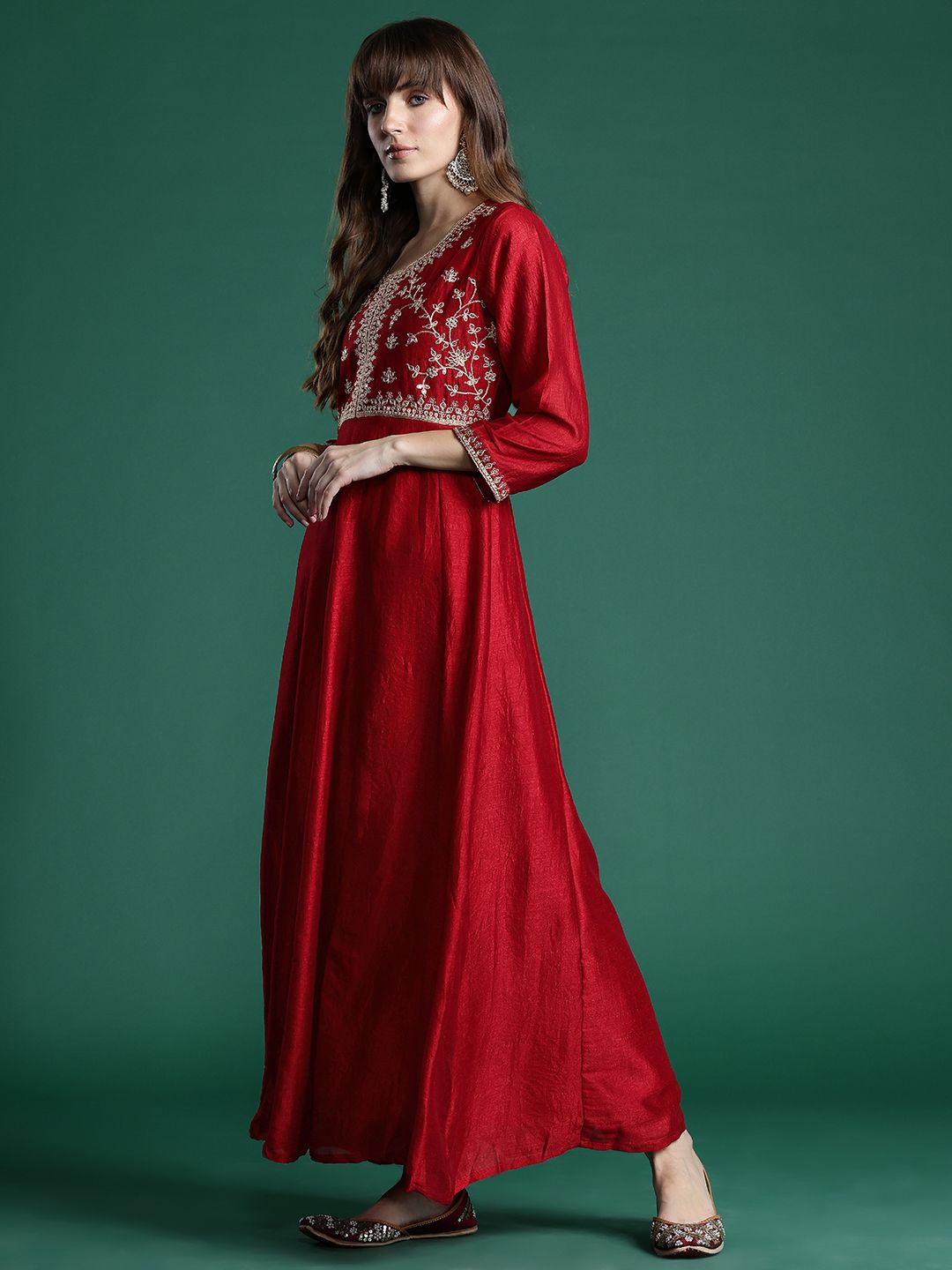 Ethnic Motifs Zari Embroidered Kurta With Trousers & Dupatta