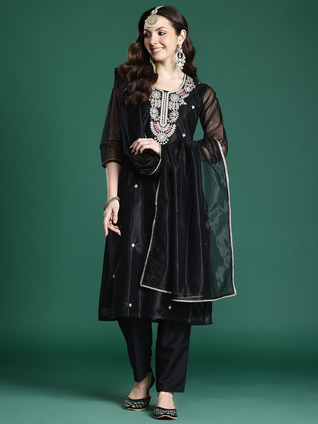 Ethnic Motifs Embroidered Kurta with Trousers & Dupatta