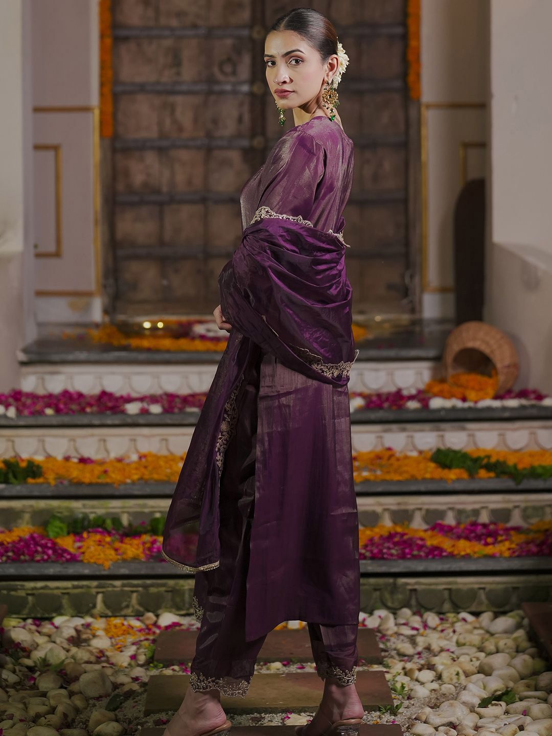 Dhiyona IE Women Ethnic Motifs Embroidered Regular Liva Kurta with Trousers & With Dupatta