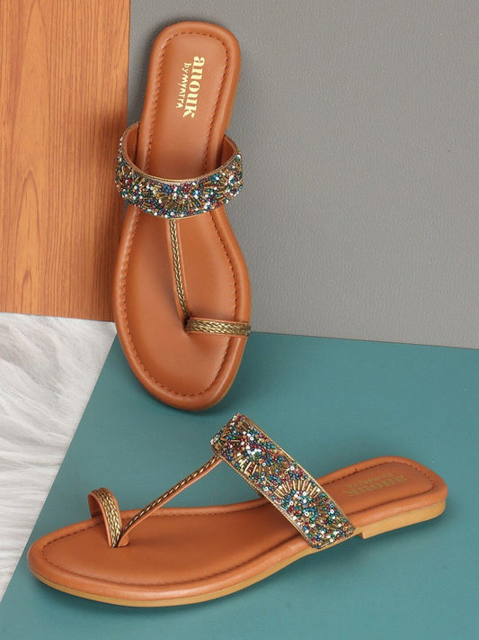 Dhiyona AK Embellished One Toe Flats