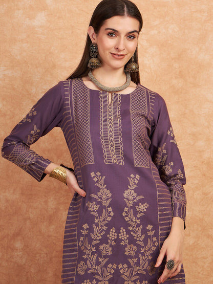 Dhiyona SN Women's Woven Design Winter Pashmina Kurti With Trousers