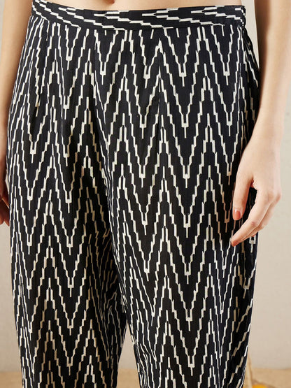 Dhiyona IE V Neck Printed Pleated Pure Cotton Straight Kurta with Trousers