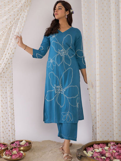 Dhiyona IE Floral Embroidered V-Neck Thread Work Straight Kurta With Trousers
