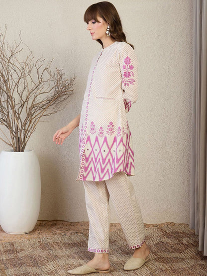Floral Printed Mandarin Collar Straight Kurta With Trousers