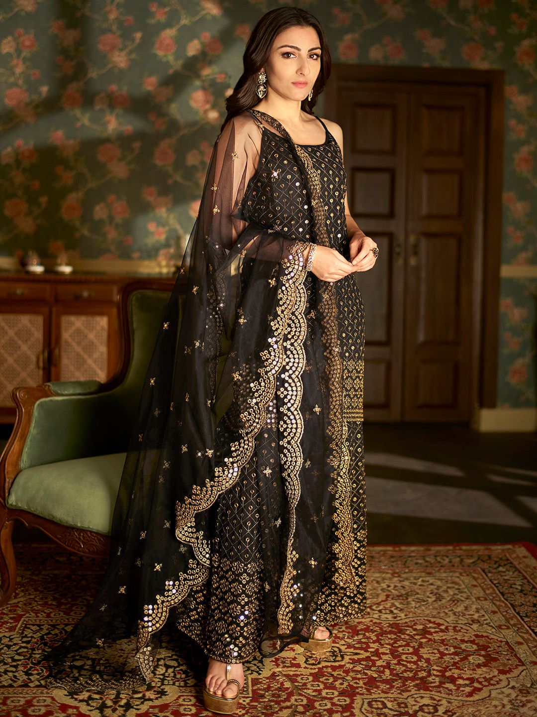 Dhiyona PD Women Women Black Mirror Work Jashn Kurta with Palazzos & Dupatta