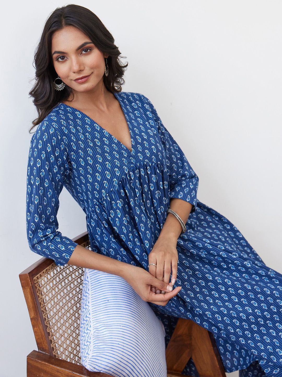 Dhiyona IE Ethnic Motifs Printed Pure Cotton Kurta With Trousers