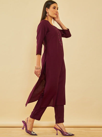 Dhiyona SO Women's Floral Regular Zardozi Kurta with Trousers